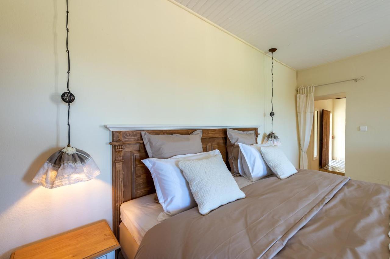 Maison D'Hotes Les Caroubiers Montsegur-sur-Lauzon Экстерьер фото